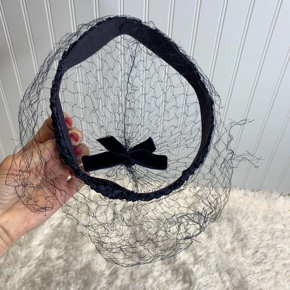 20s Navy Blue Vintage Fascinator Birdcage Mesh Net Velvet Bow OSFA Halloween - Picture 1 of 5